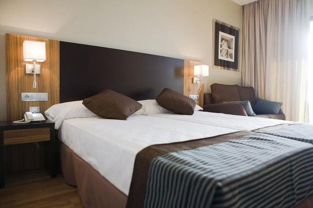 Hotel Y Apartamentos Conilsol Conil De La Frontera 3*,  Spain